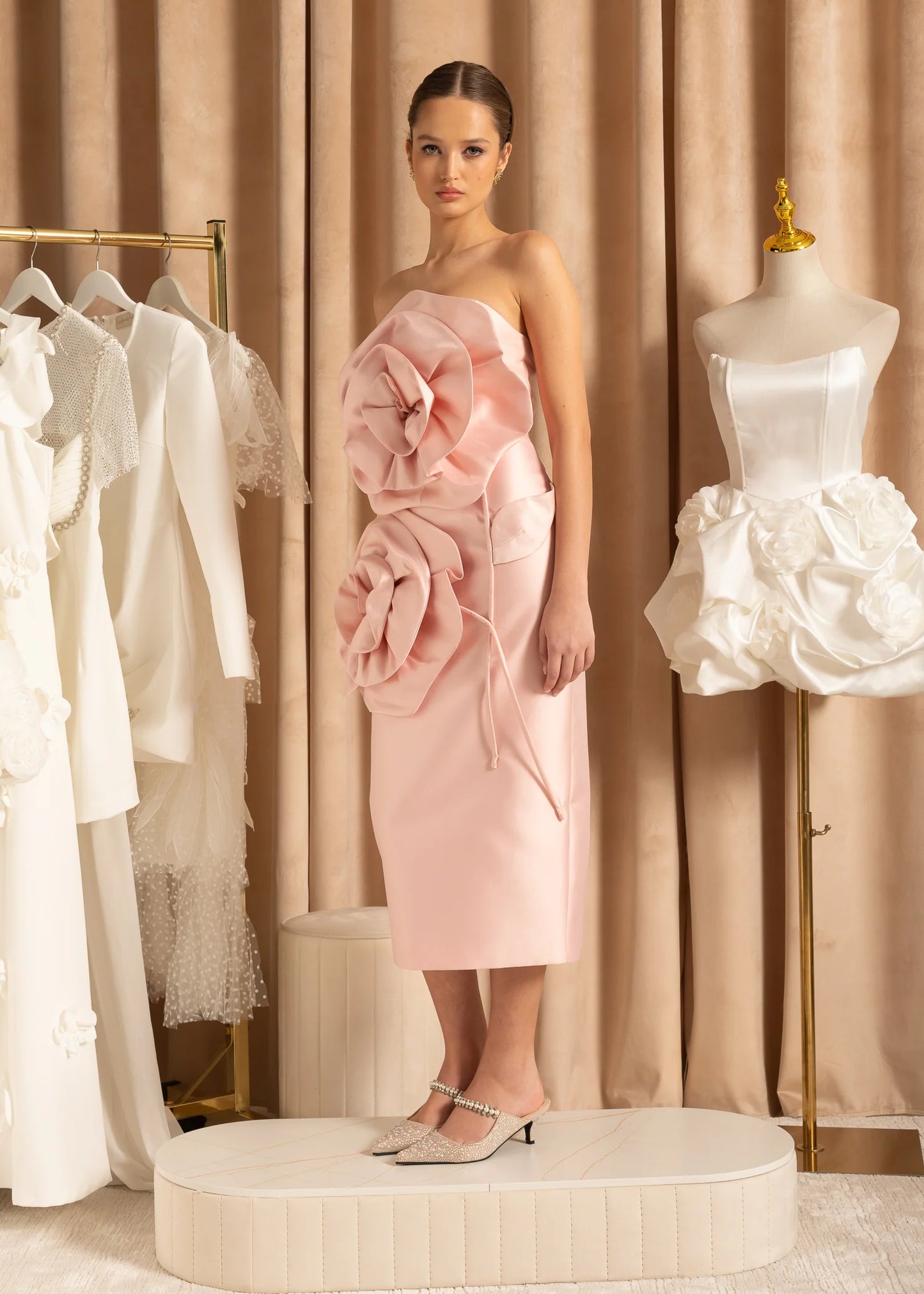 3D Sculpted Flowers Midi Dress - Light Pink