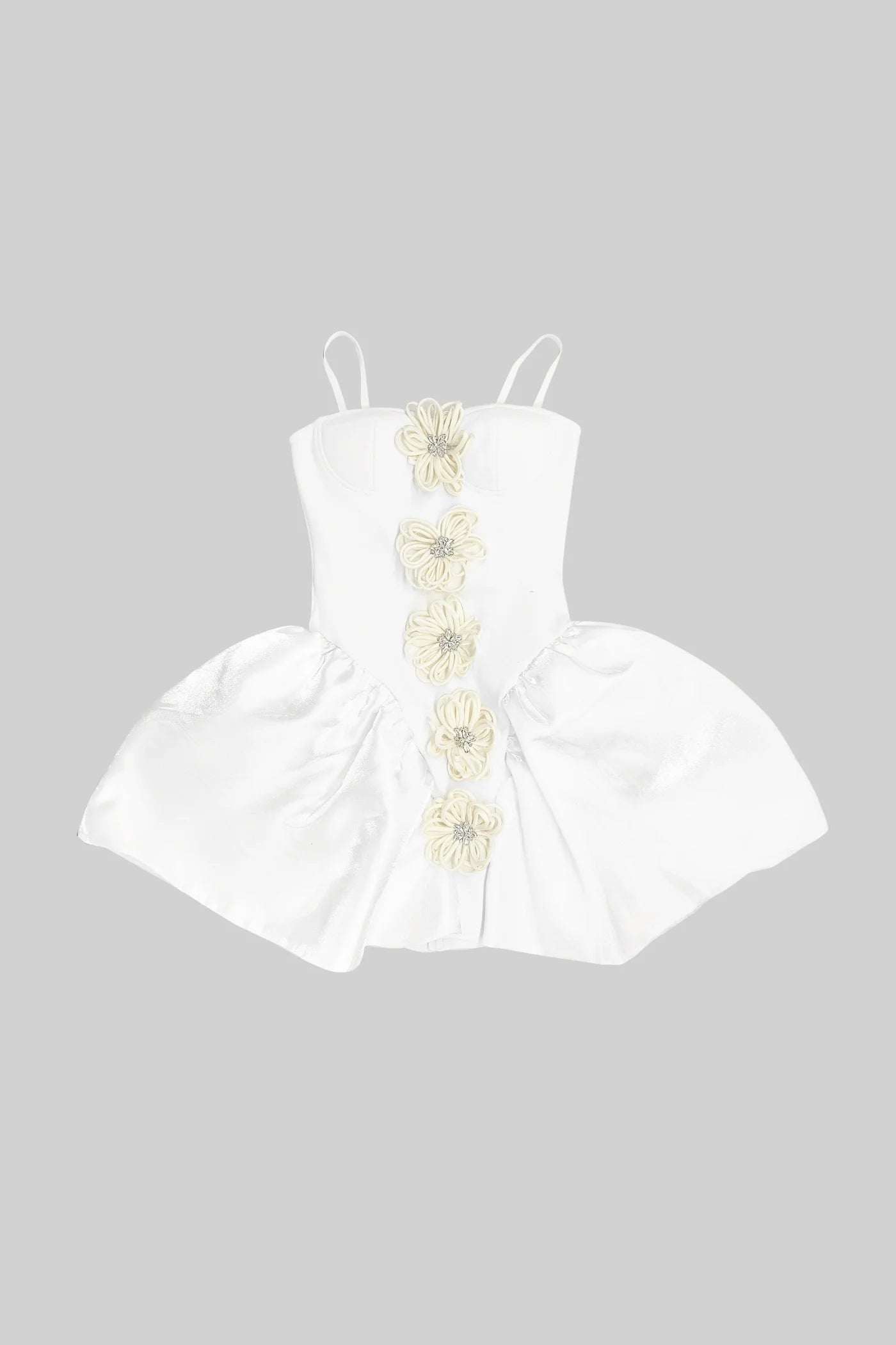 Mini Dress With Ruffled Skirt And Wire Flowers Apliques - White