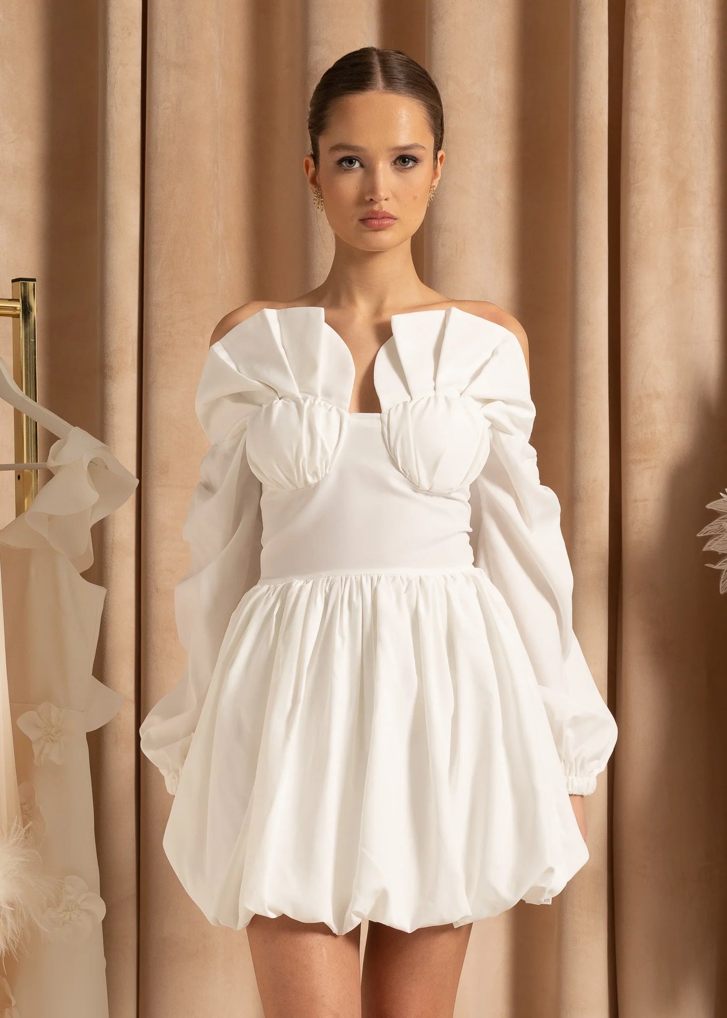 Mini Dress With Shell Shaped Bustier And Ruffled Sleeves - White