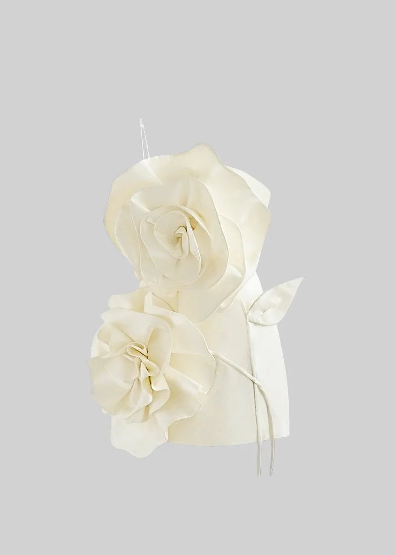 Satin Mini Dress With Oversized 3D Flowers - Ivoire