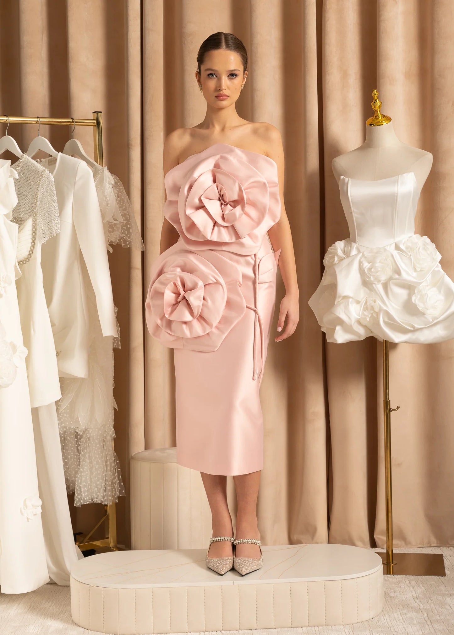 3D Sculpted Flowers Midi Dress - Light Pink