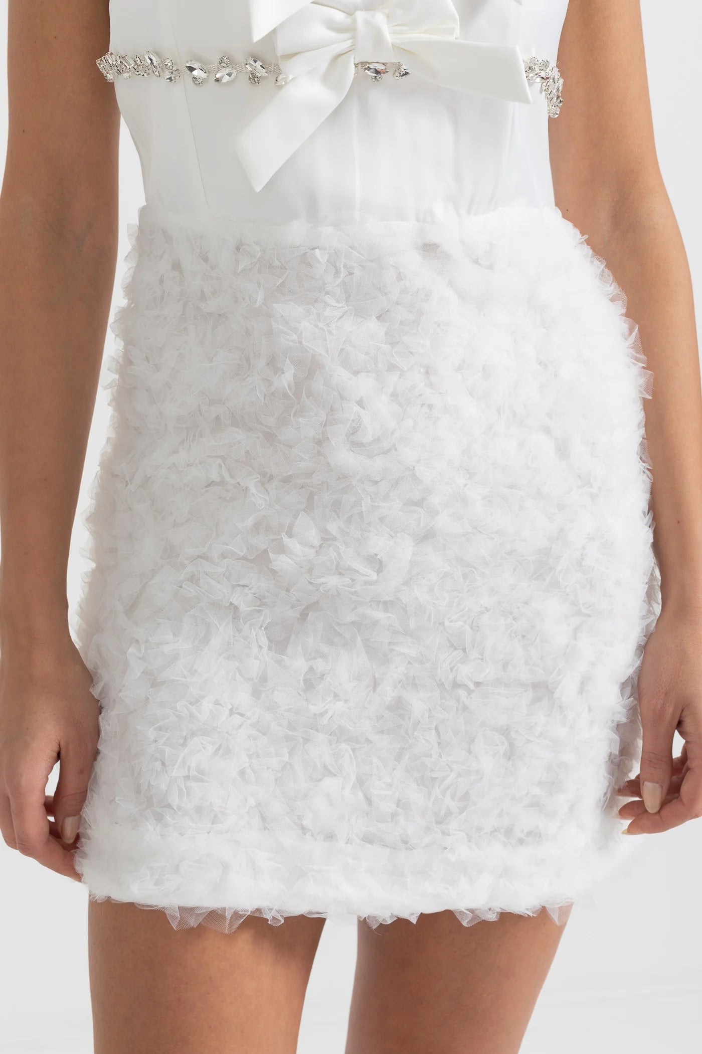 Elegant Silhouette Dress With Textured Fluffy Skirt - White