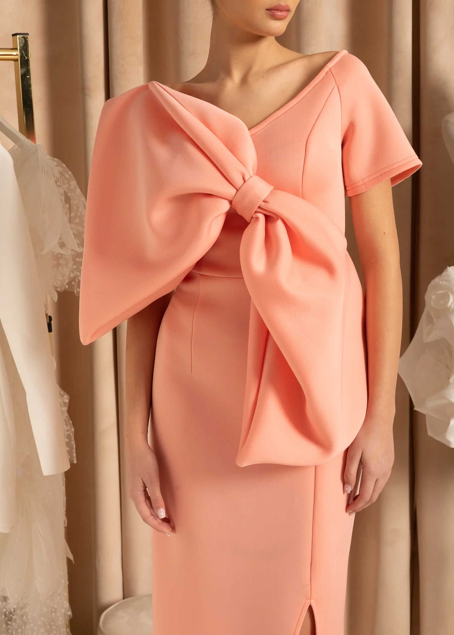 Elegant Fitted Dress With Oversized Front Bow - Peach