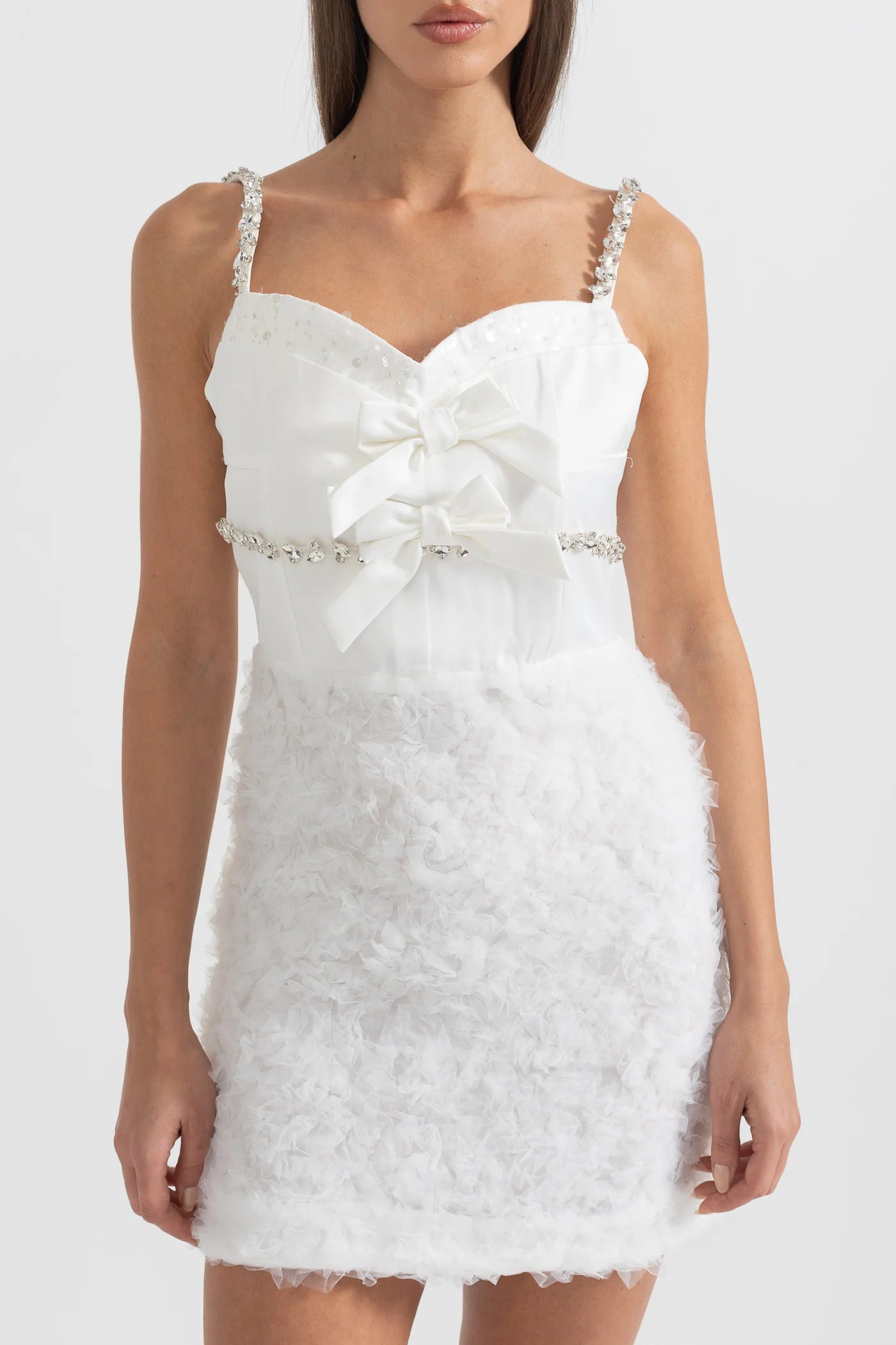 Elegant Silhouette Dress With Textured Fluffy Skirt - White