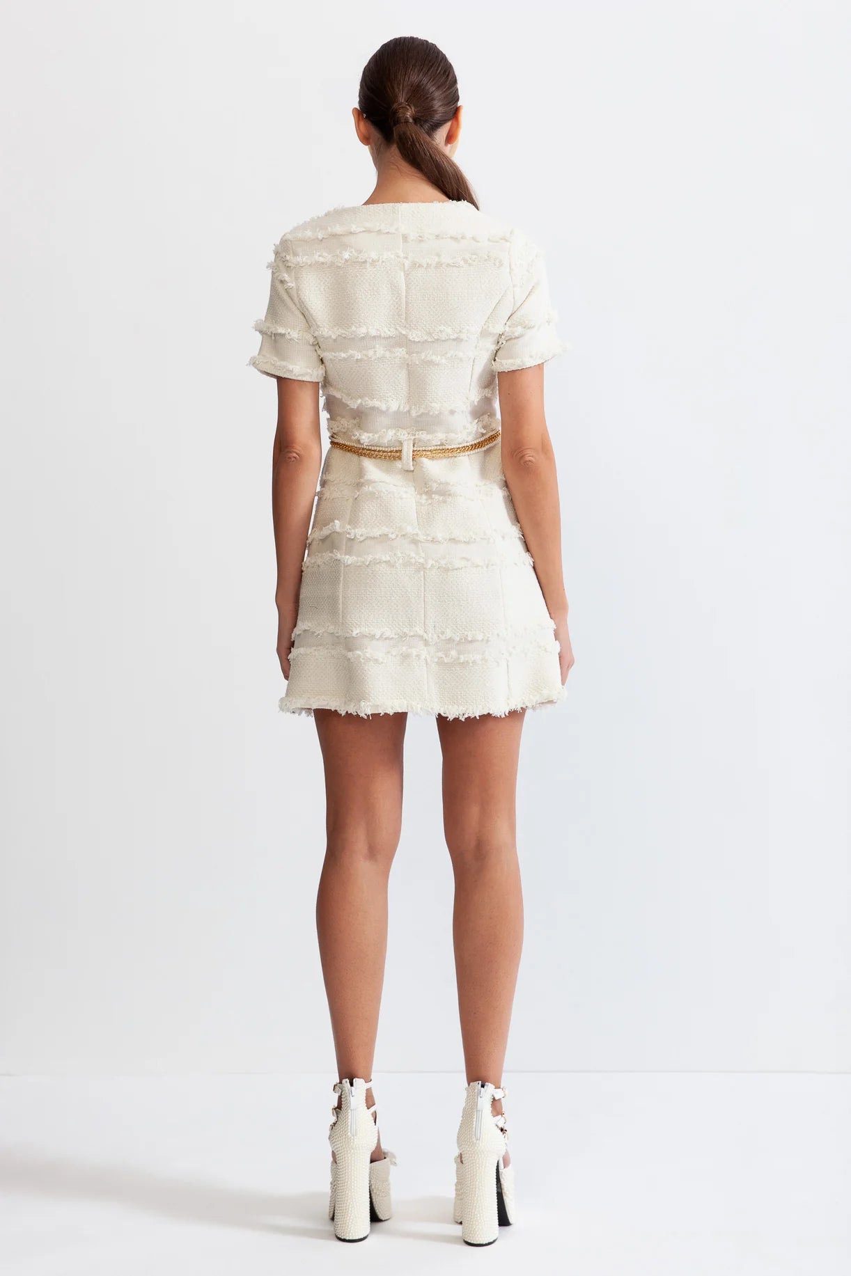 Tweed Dress With Golden Chains And Pearls - Beige