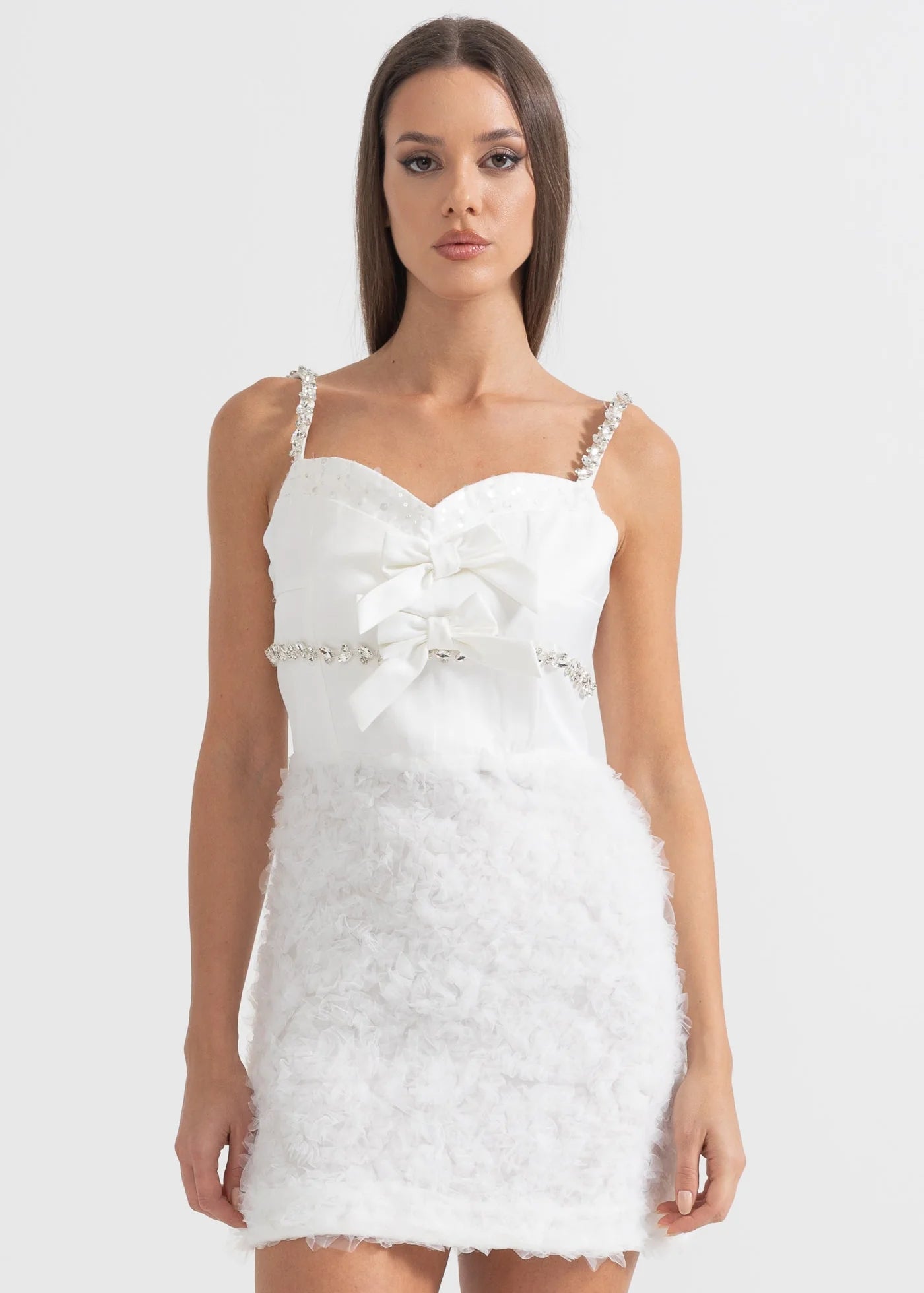 Elegant Silhouette Dress With Textured Fluffy Skirt - White