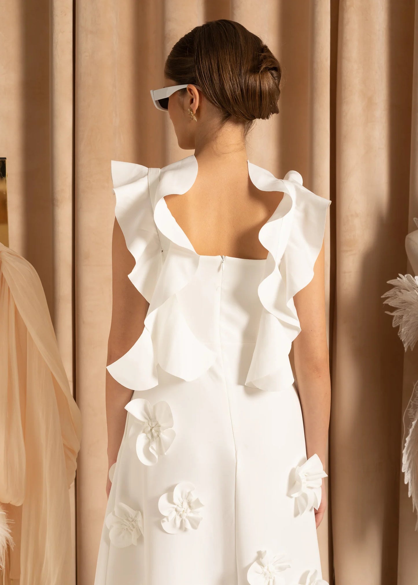 Elegant Gown With Ruffled Shoulder Straps And 3D Flowers Skirt - White