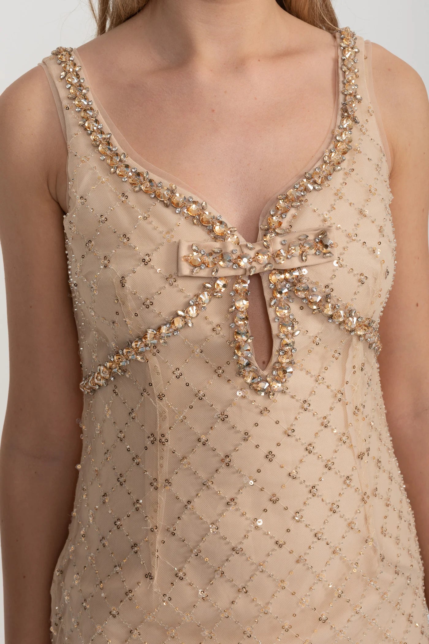 Embellished Sleeveless Mini Dress with Bow Detail – Nude