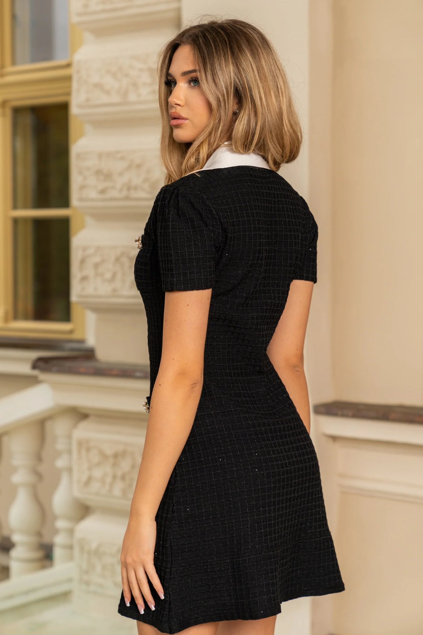 Short Sleeve Mini Dress With Contrasting Collar And Bow - Black