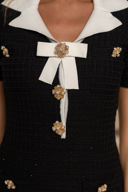 Short Sleeve Mini Dress With Contrasting Collar And Bow - Black