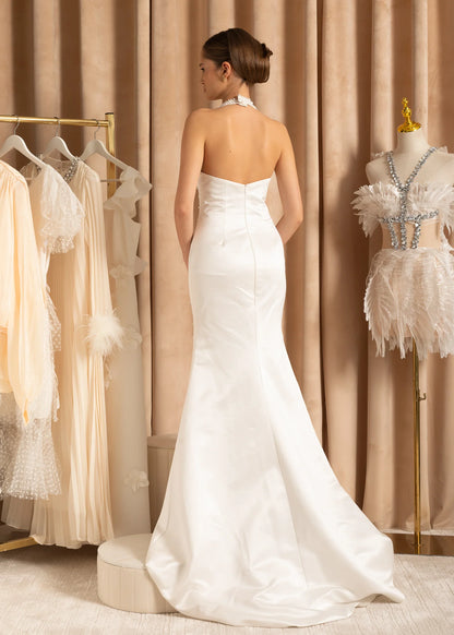 Exquisite Satin Evening Gown With Pearls - White