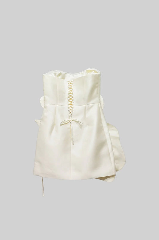 Satin Mini Dress With Oversized 3D Flowers - Ivoire