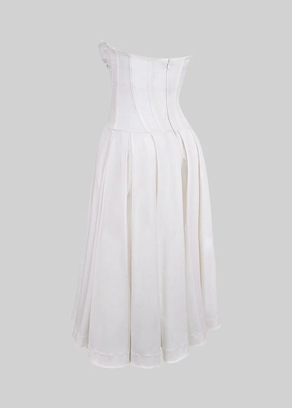 Elegant Strapless Dress with Fitted Bodice And Sweetheart Neckline - White