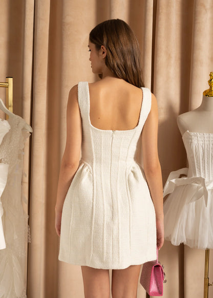Mini Dress With Structured Cuts And Fitted Bodice  - Ivoire
